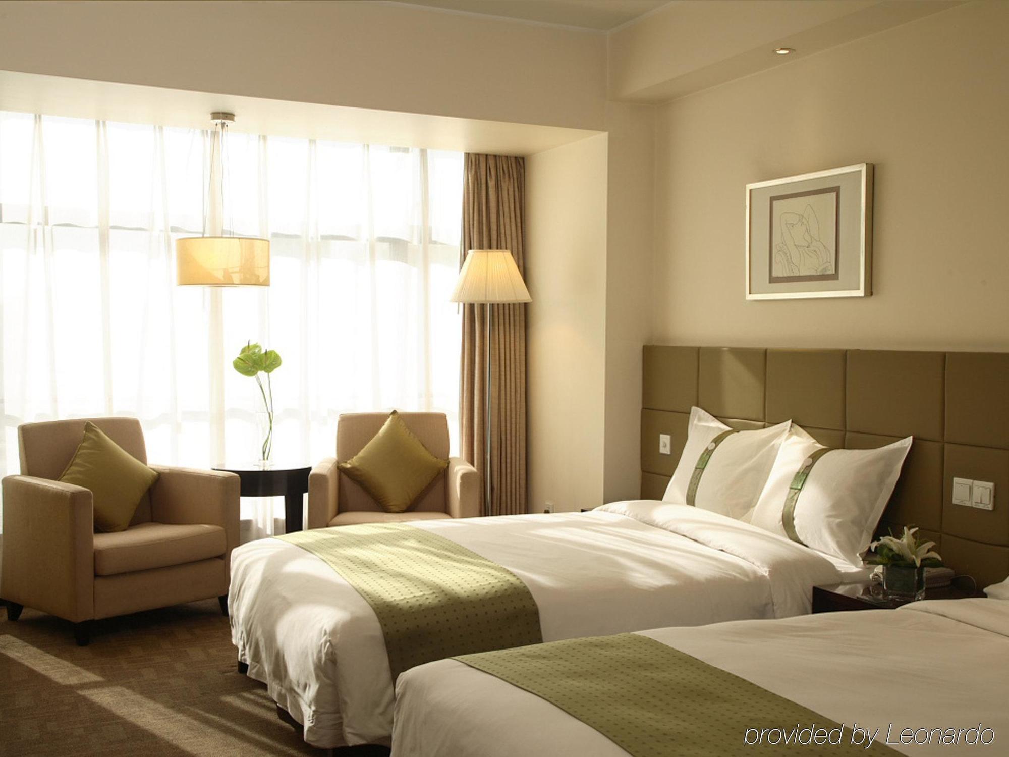 Holiday Inn Central Plaza Beijing Exterior photo
