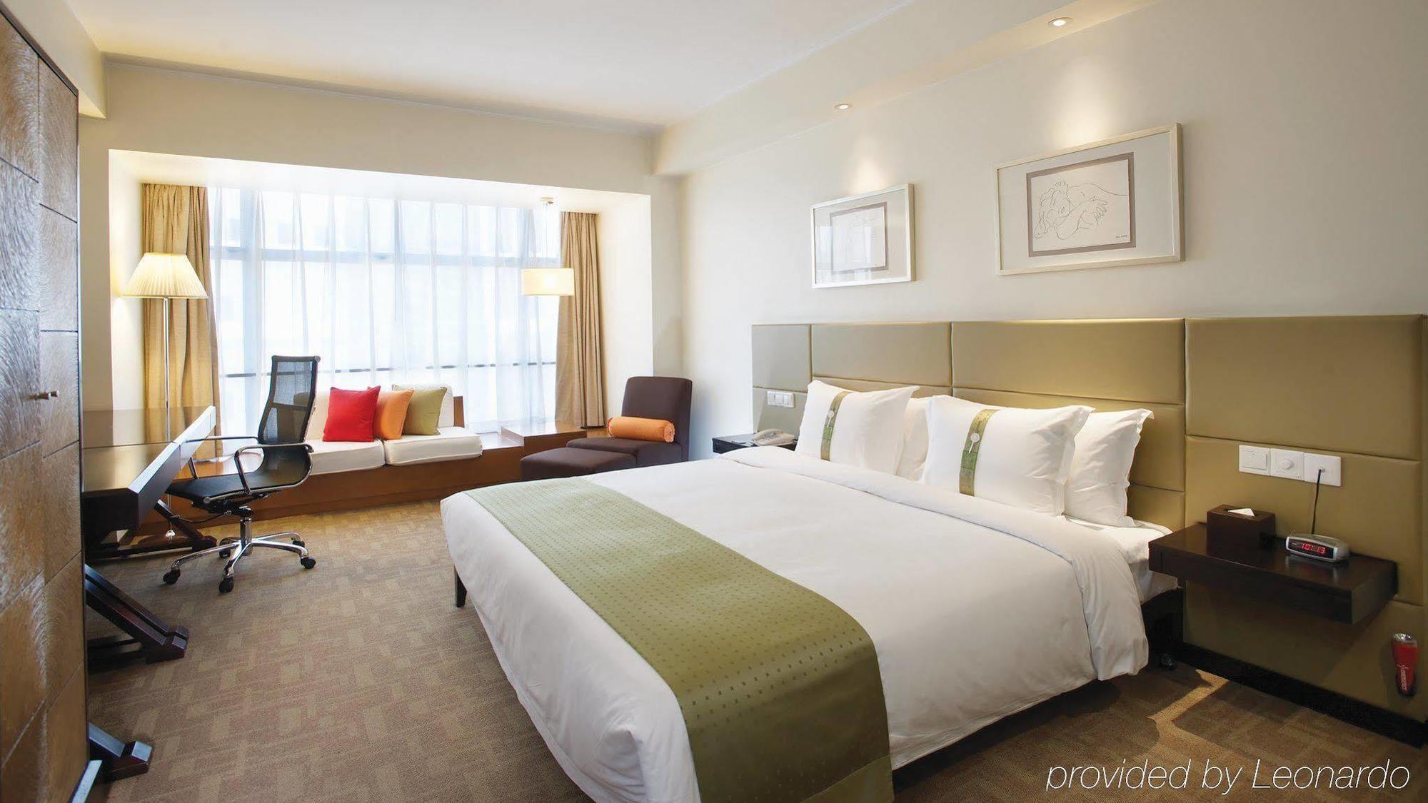 Holiday Inn Central Plaza Beijing Exterior photo